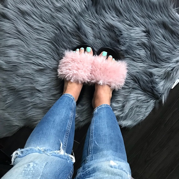 NWB π BLUSH SHEARLING SLIDES | VEGAN - Picture 7 of 8